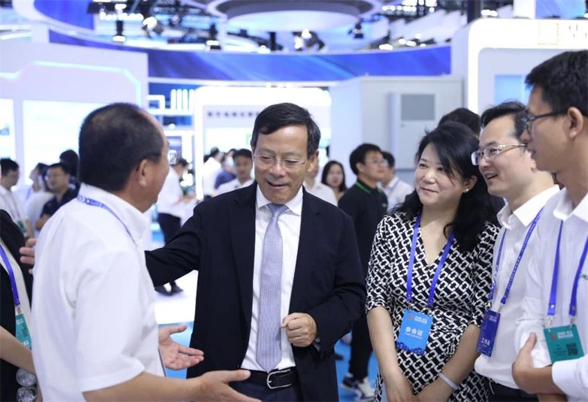 古瑞瓦特工商业光储充一体化解决方案